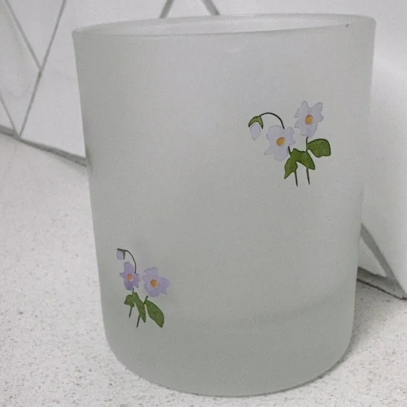 Dartington Designs Frosted Floral Lowball Glasses- Set of 8 - Picture 3 of 6